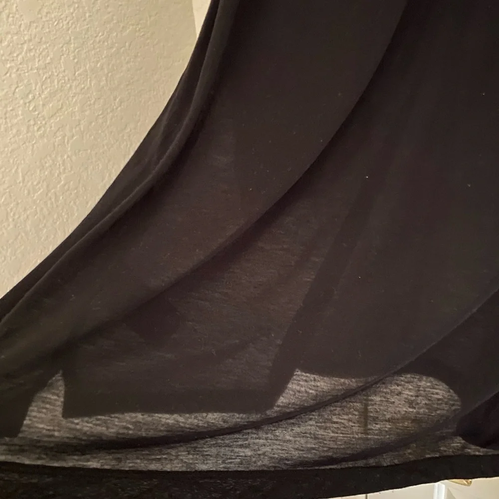 H&M Black Lightweight 3/4 Sleeve Henley Shirt - Picture 6 of 6